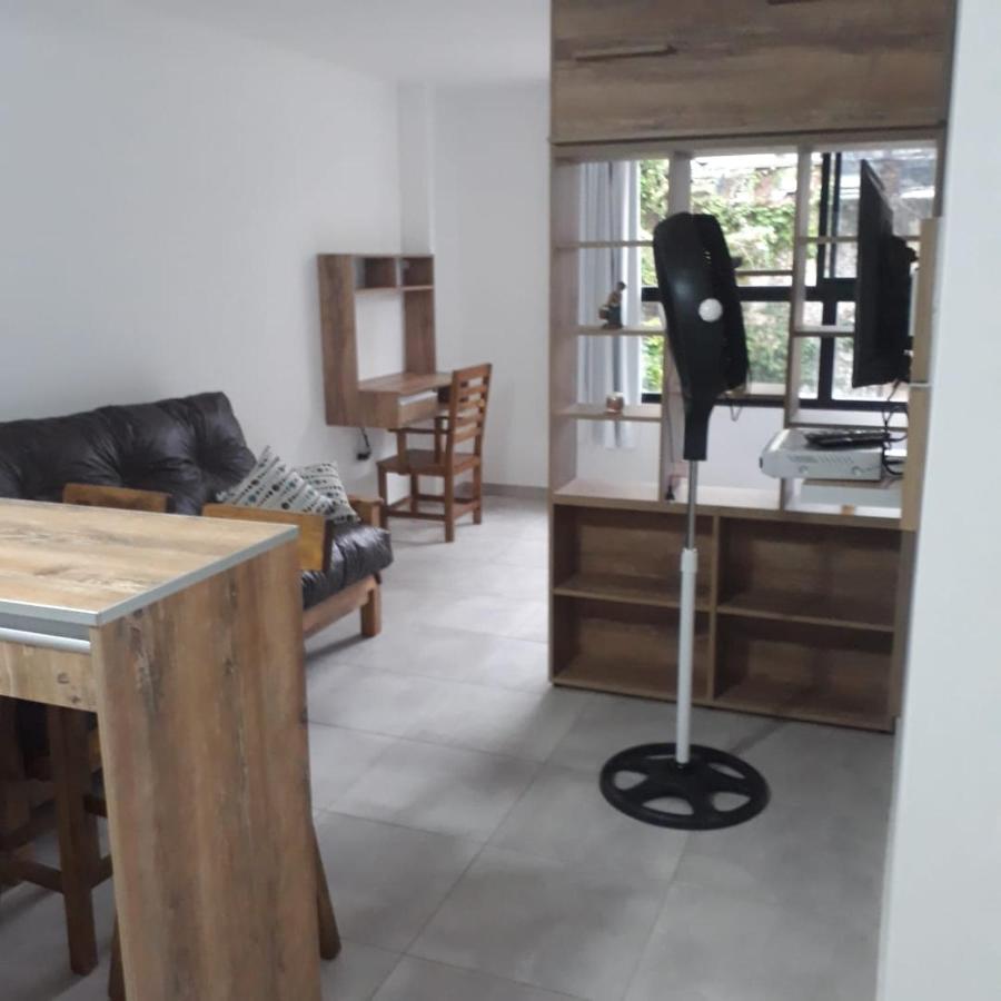 Depto Temporario La Plata Bed & Breakfast Exterior photo